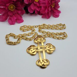 Vintage Trifari Large Orante Cross Pendant Necklace Chunky Chain Gold Tone 27"